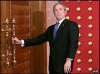 bush looked door in china2.jpg